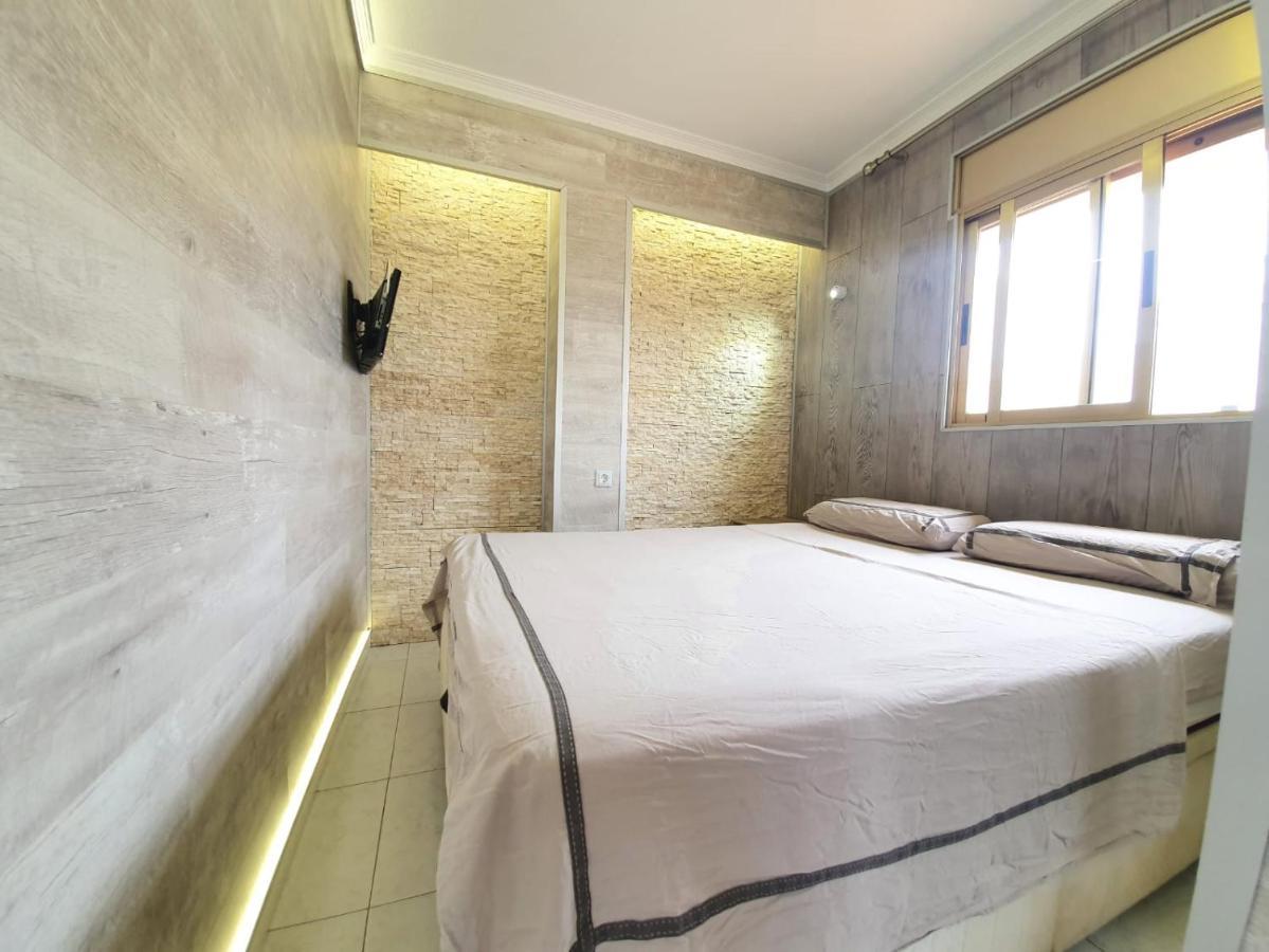 Apartamento En Salou Con Las Vistas Al Port Aventura Exterior photo